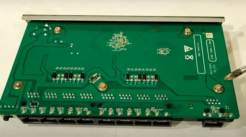 Why Does Water Ruin Electronics? ElectronicsHacks