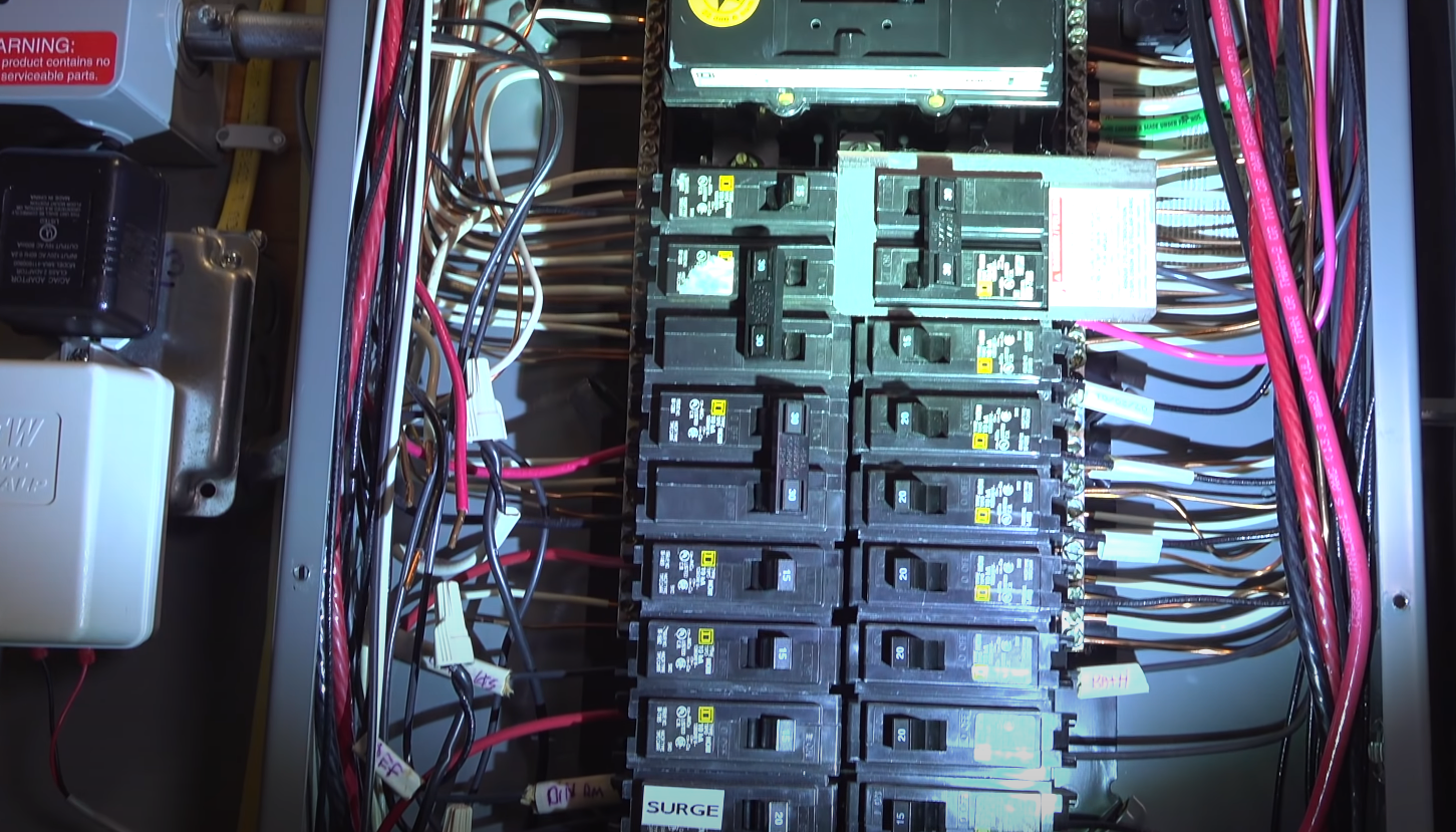 How to Replace a Fuse in a Fuse Box? ElectronicsHacks