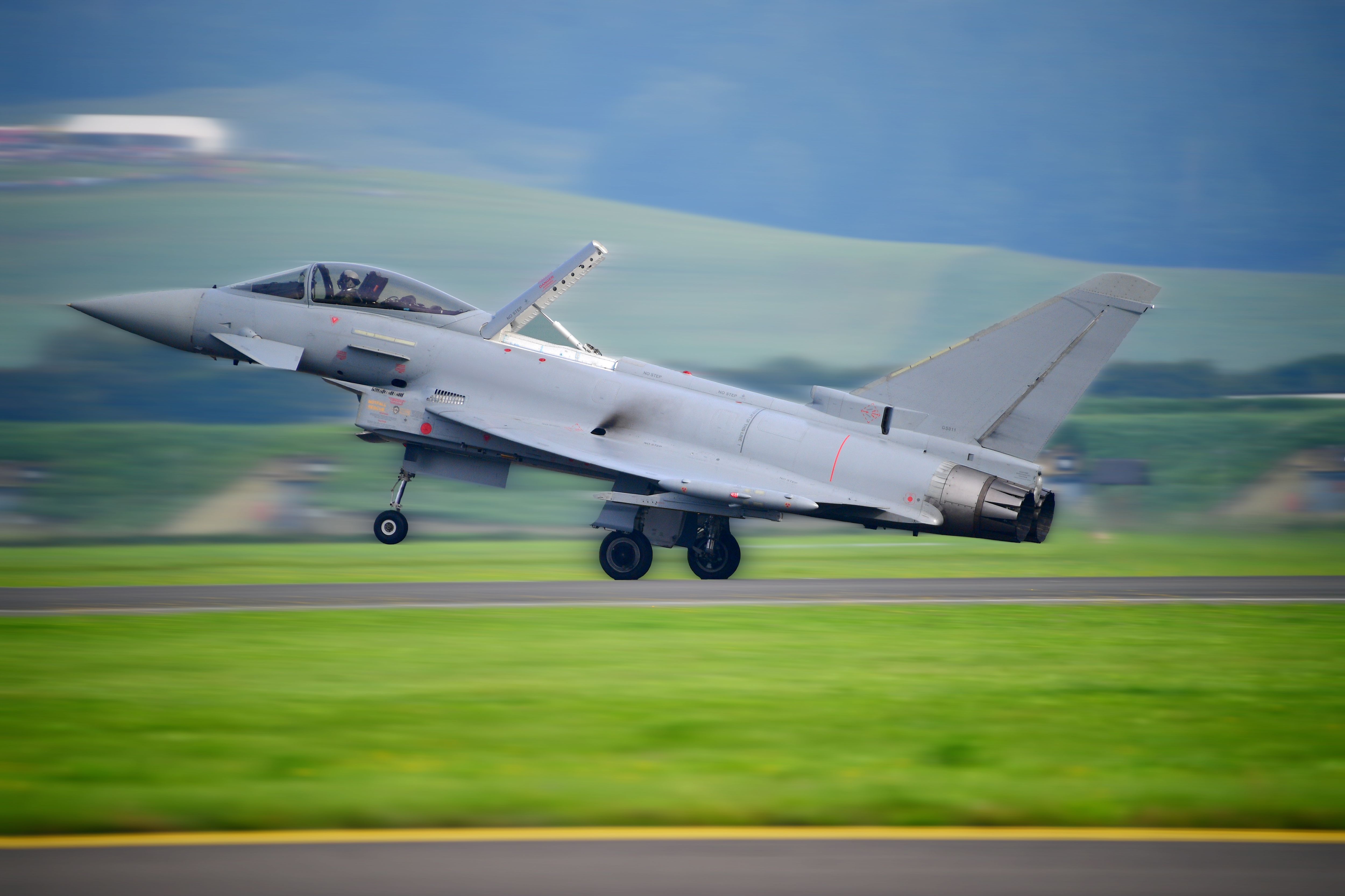 BAE Systems recent deals New Eurofighter jets and British Navy ship