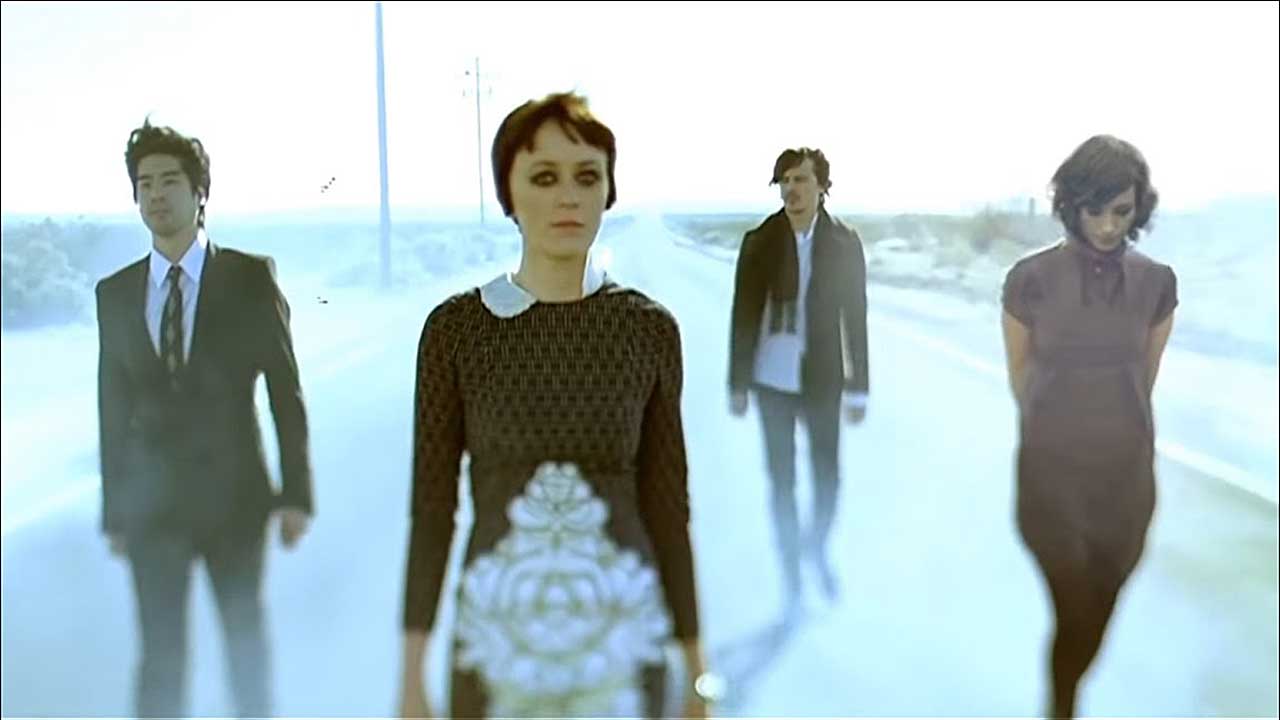 Ladytron Ghosts (Classic music video) • Electrozombies