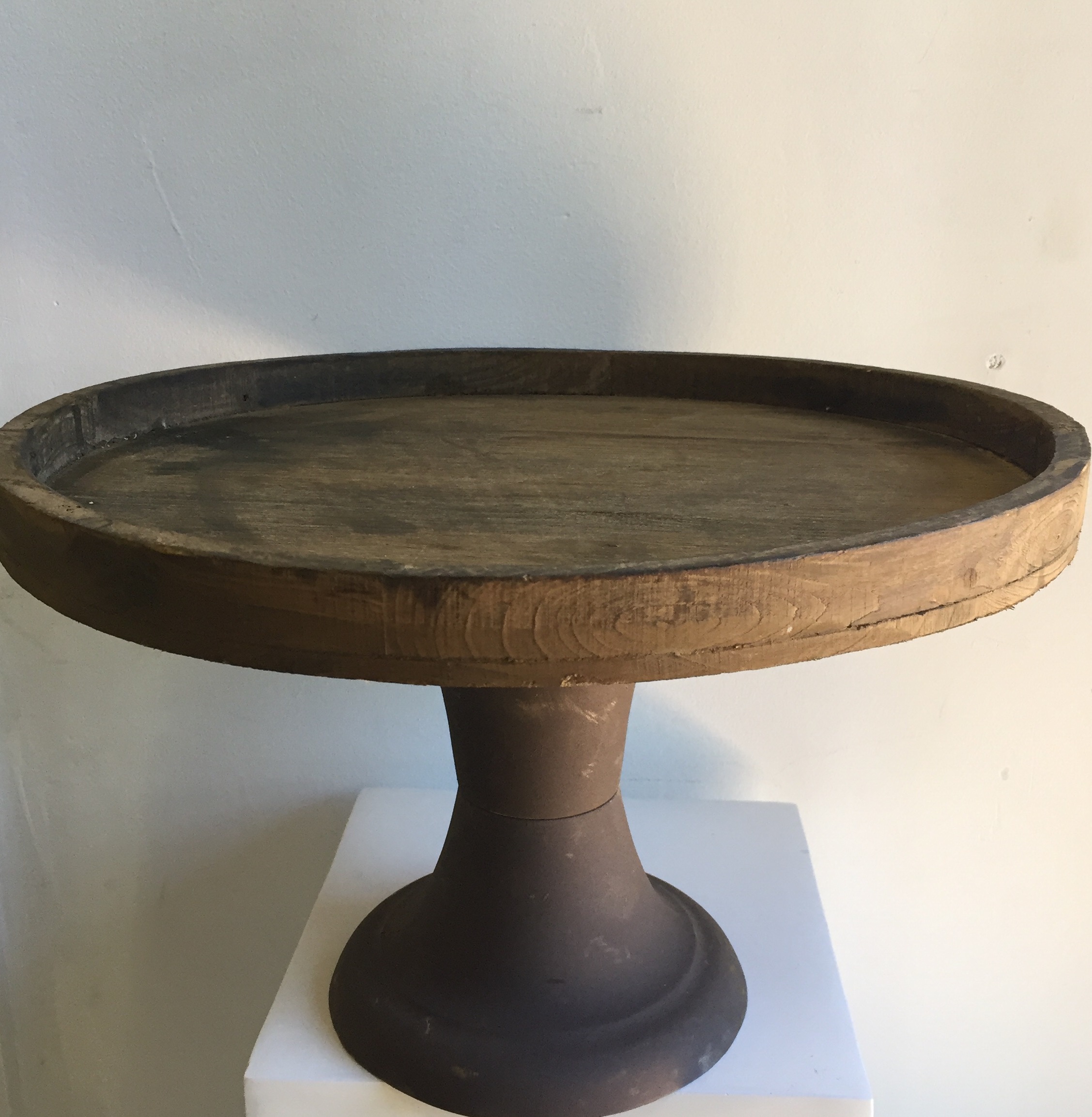 Medium Rustic Stand Elegant Tea Time