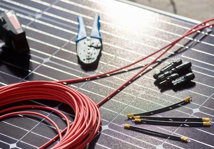 Do Solar Panels Have Fuses? - ELEHUB