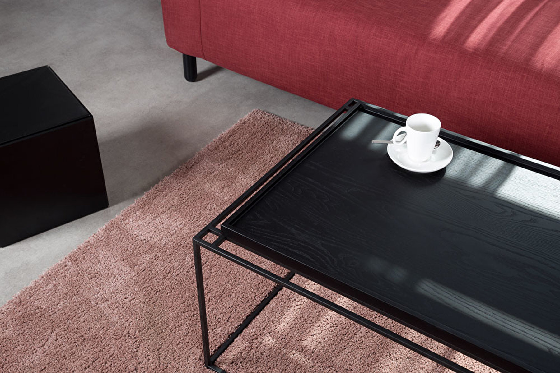 TRAY long coffee table