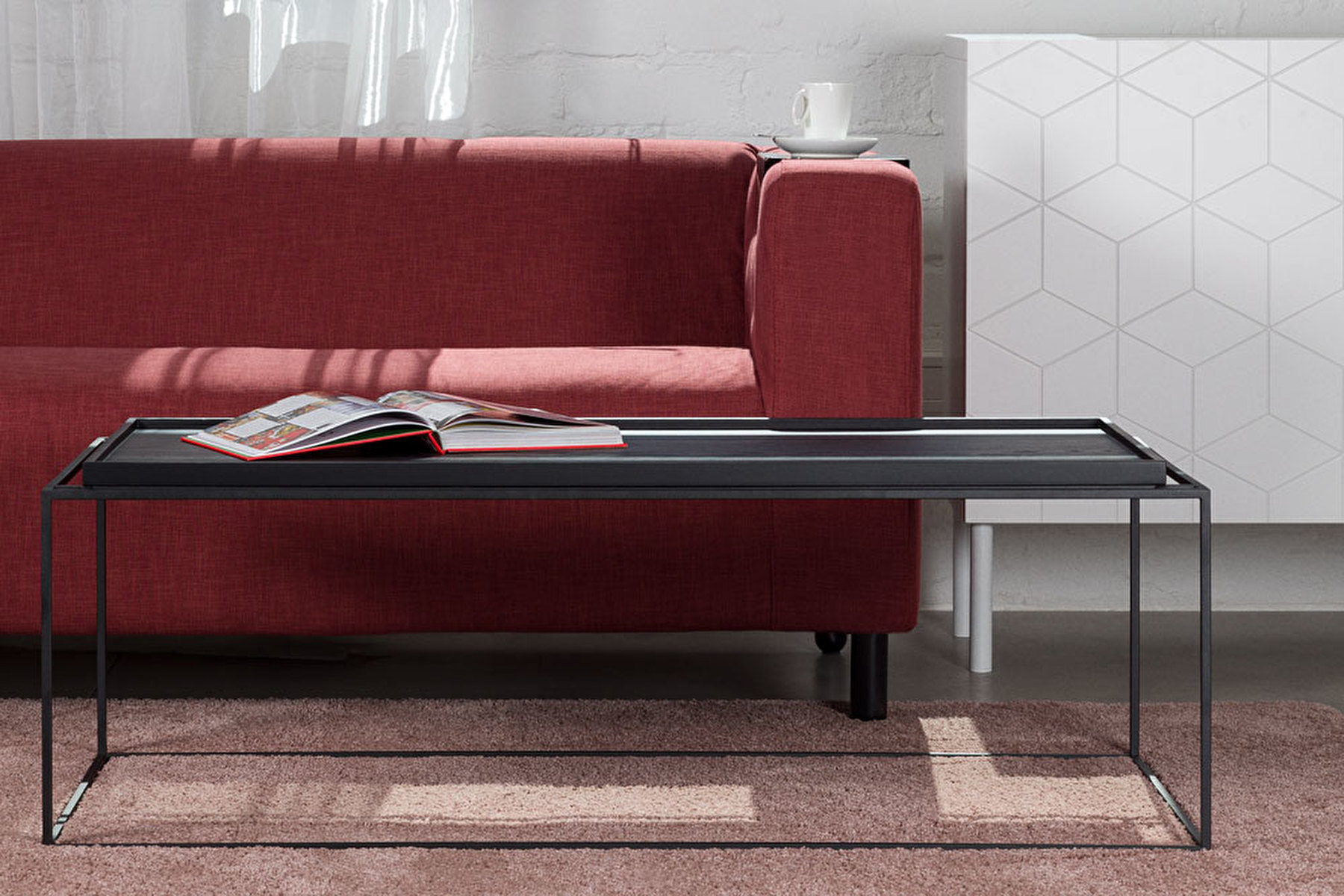 TRAY long coffee table