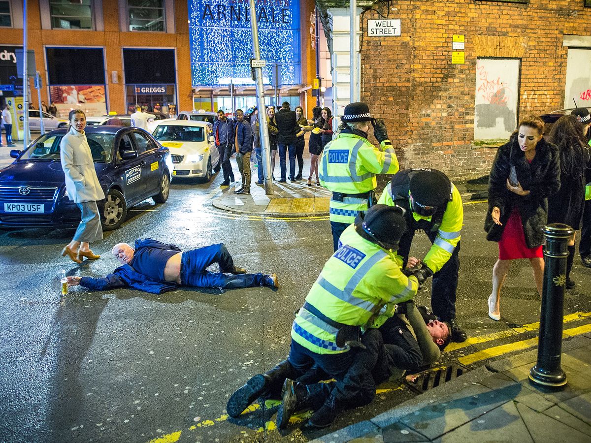 This Iconic Manchester New Year’s Eve Shot Launched 1,000 Memes ELEPHANT