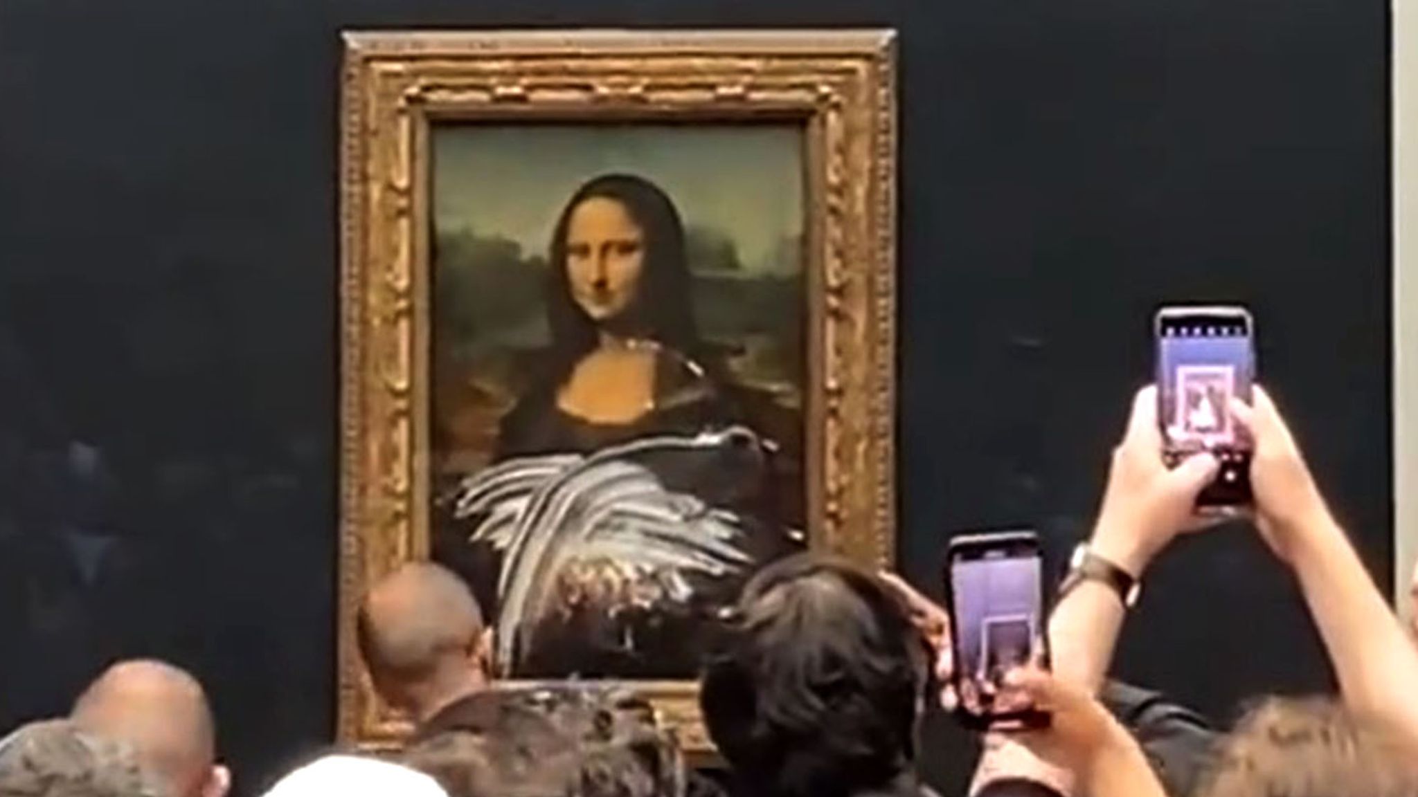 The Mona Lisa Cake Thrower Was 100 in the Right ELEPHANT