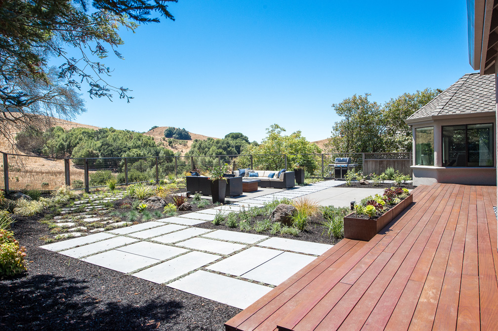 Elevate Design Build Irvine Landscape