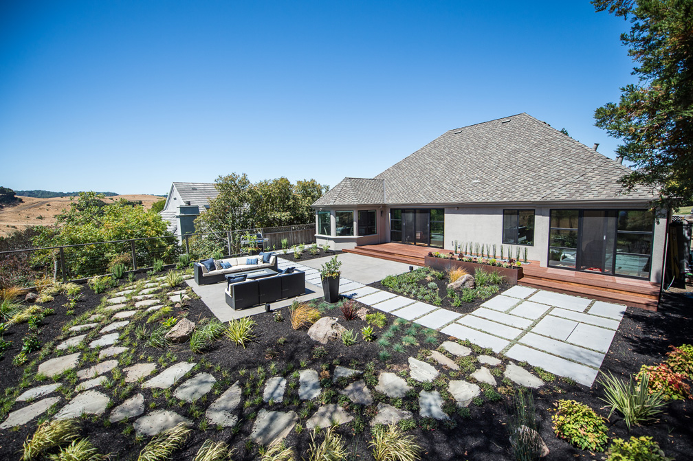 Elevate Design Build Irvine Landscape