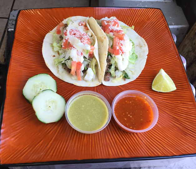 El Huarache Veloz Taco Stand