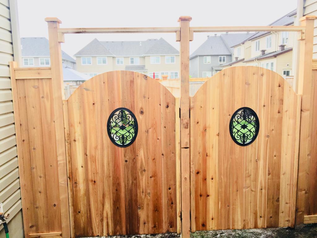 Wood Fences The Best Wood Fencing Company Ottawa Elie's Fencing