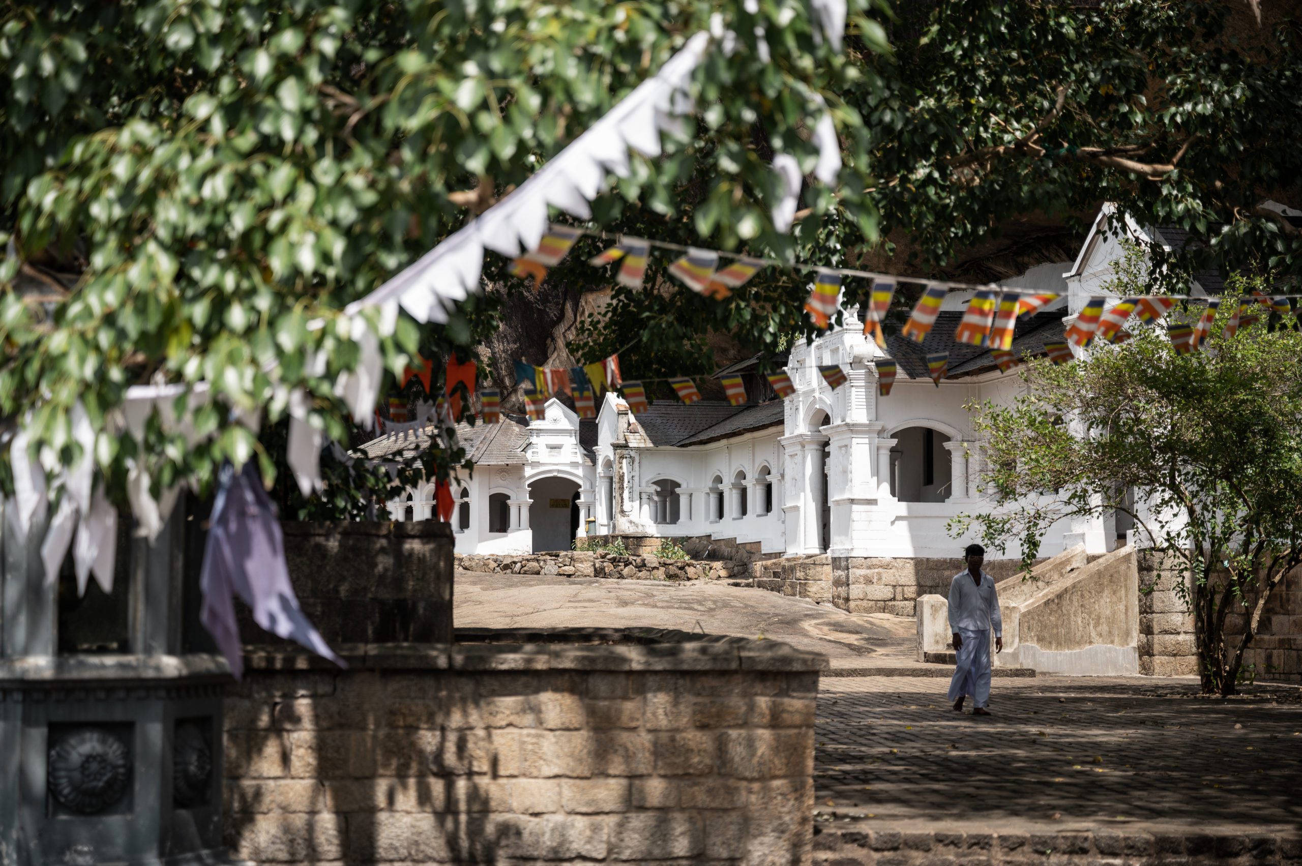 Sri Lanka Dambulla Cave temple