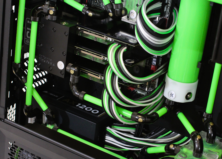 23 Examples of Good Cable Management to Inspire Your New PC Build