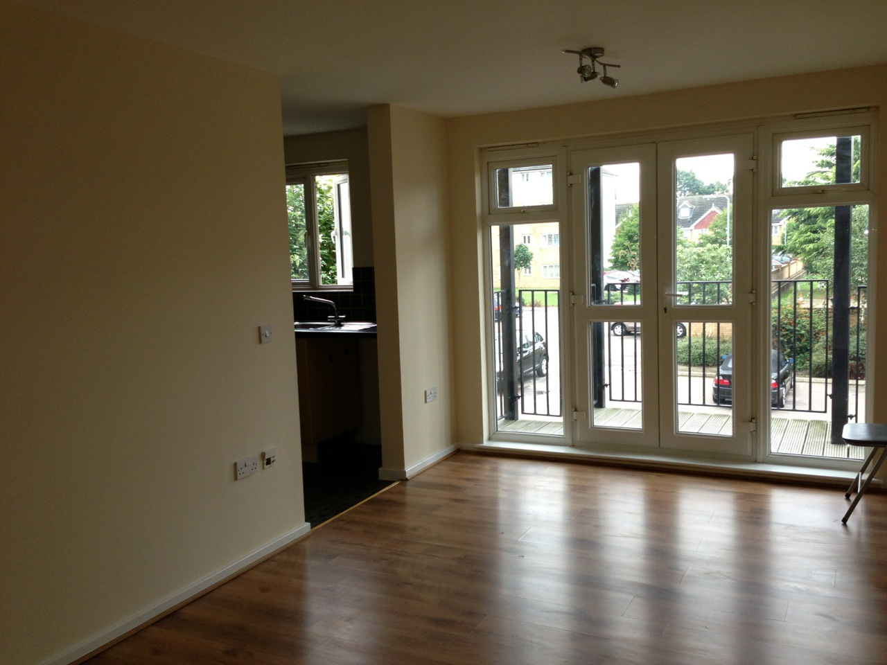2 bedroom first floor flat for rent in Enfield EN3