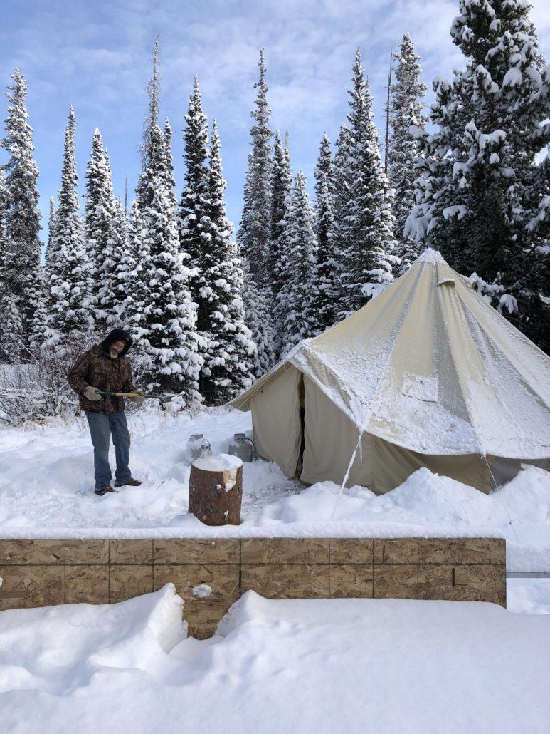 5 Reasons Why You Should Choose a Canvas Tent with Awning from Elk
