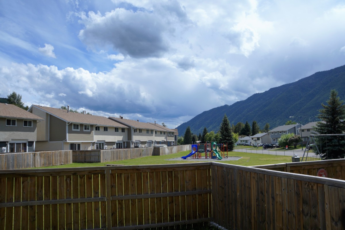 73 Juniper Court Sparwood 3 Bedroom Unfurnished Townhouse Sparwood