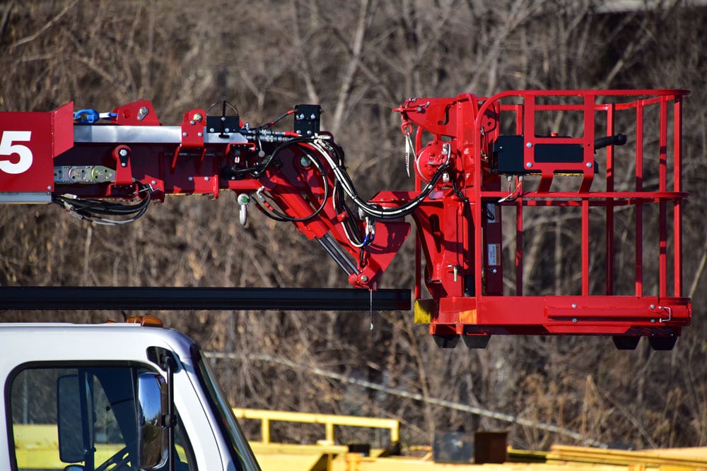 L65 HIREACH Elliott Equipment Company