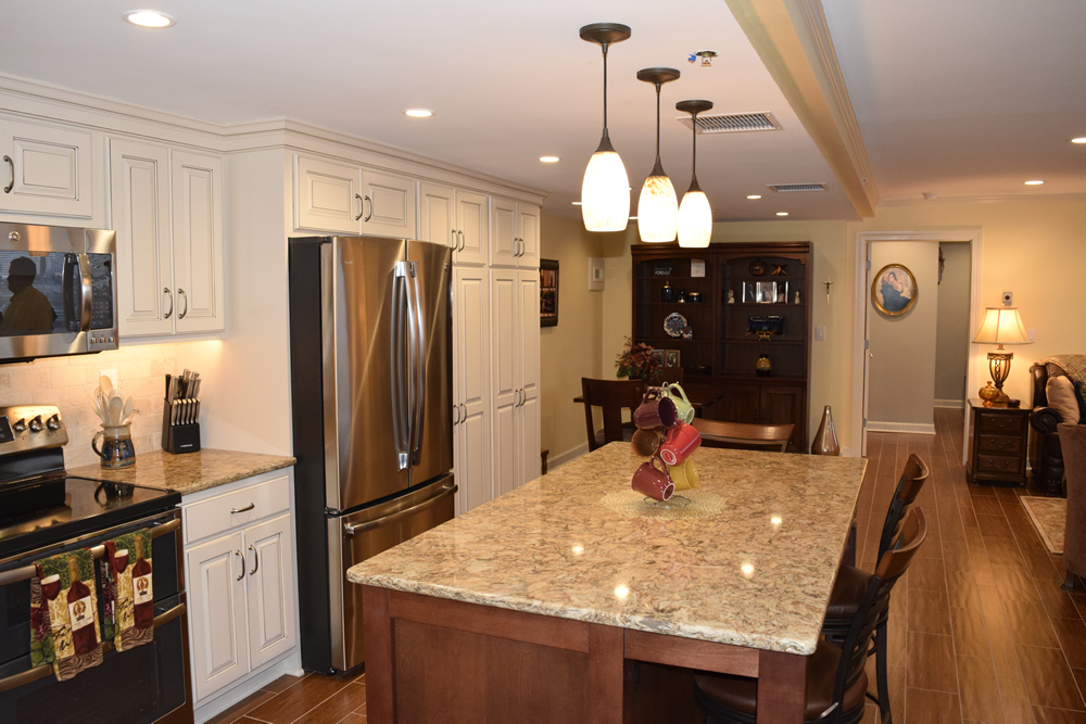 Advantages Elmwood Tower Omaha Independent Living Apartments