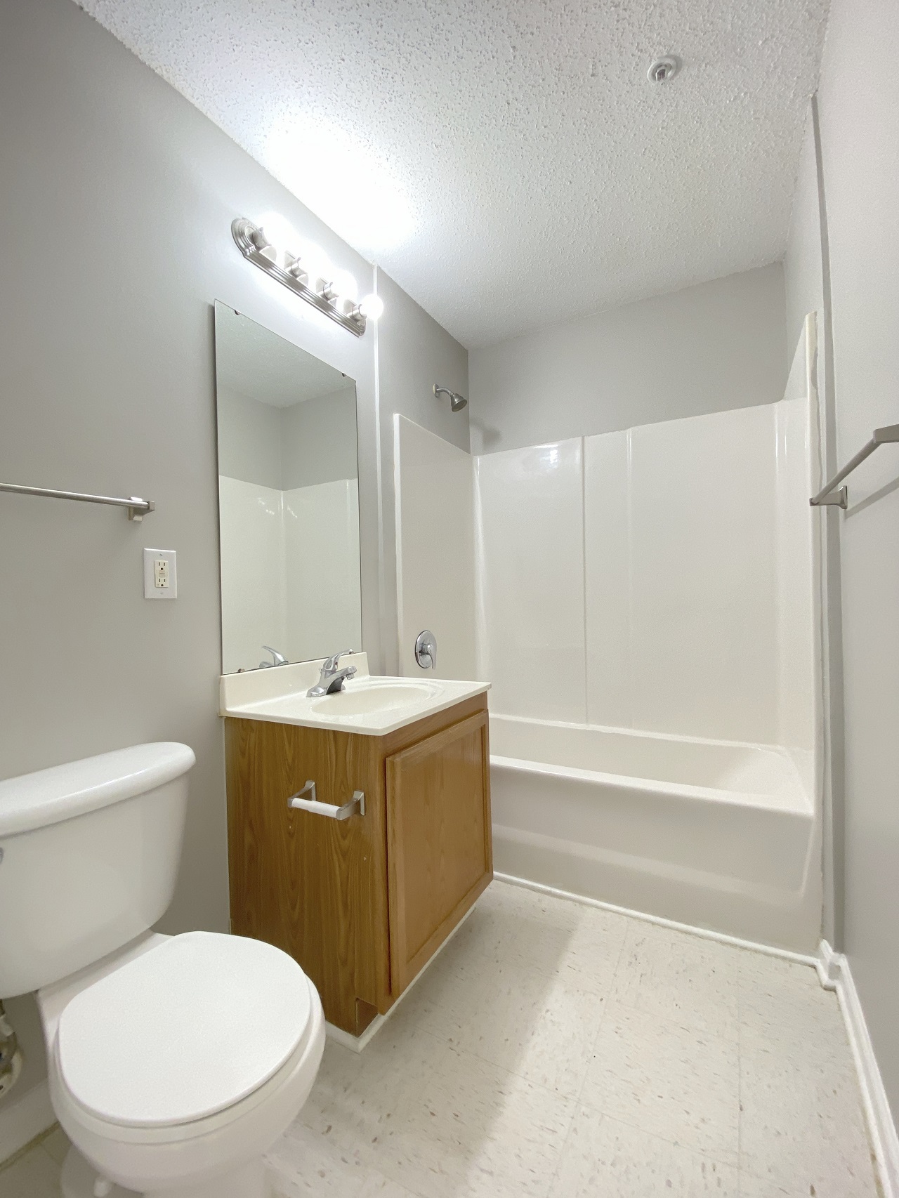 Phoenix Arms Elon Student Housing