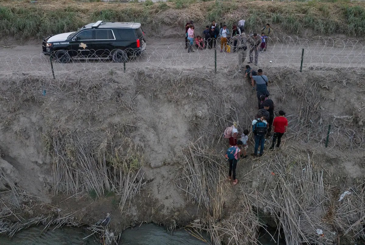 Texas law making illegal border crossings a state crime set to take