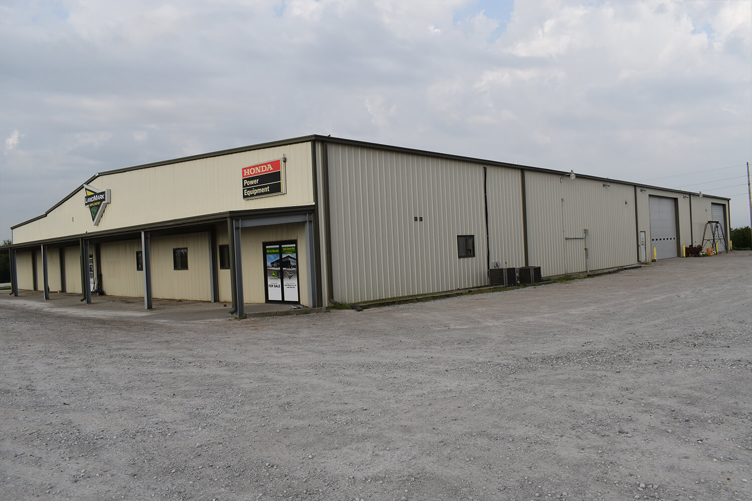 745 N 13 St, Hebron NE Brad Elting & Company