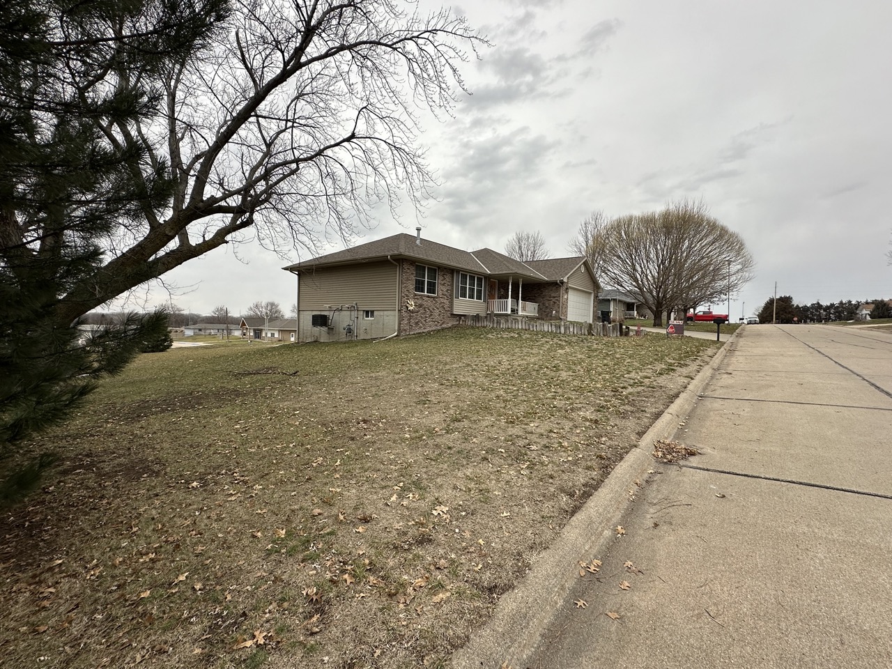 245 Belmont Drive, Hebron, NE Brad Elting & Company