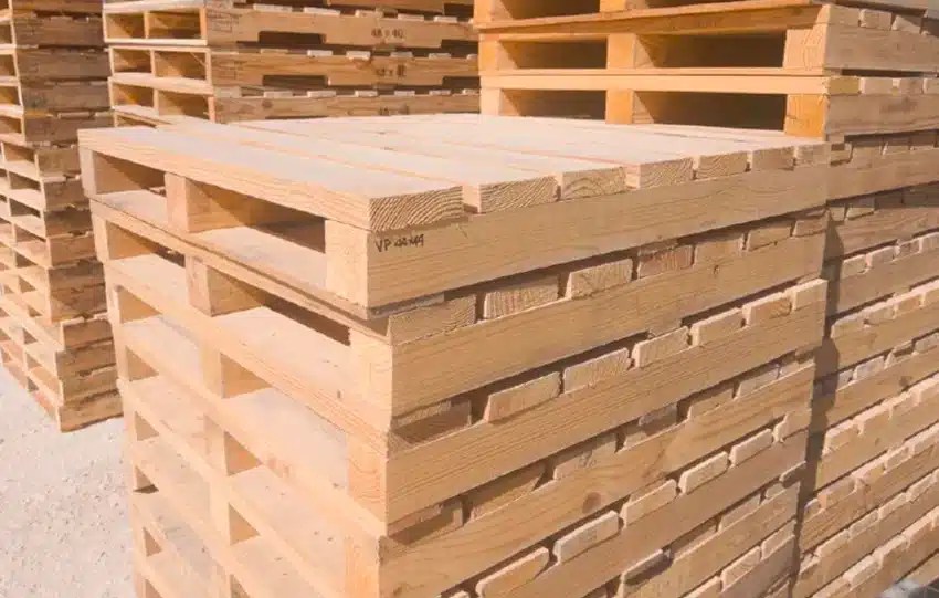 Home ELVAS CUSTOM PALLETS LLC San Antonio, Texas