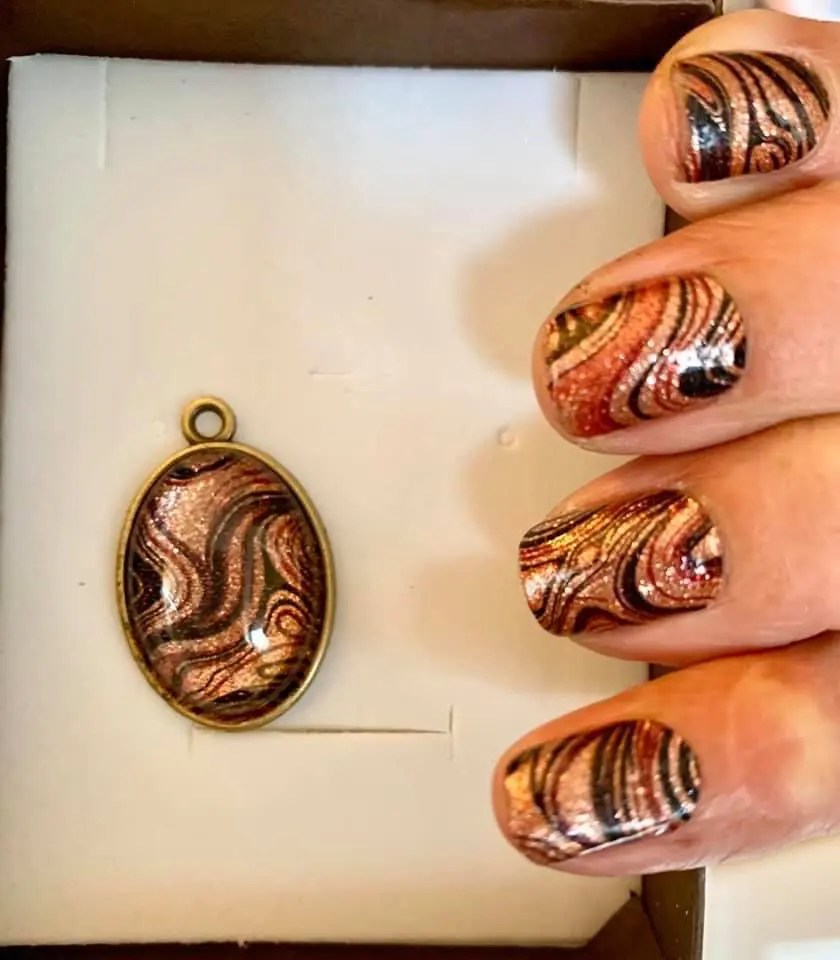 30+ Ways to Use Old Nail Polish Strips Emazingly Polished