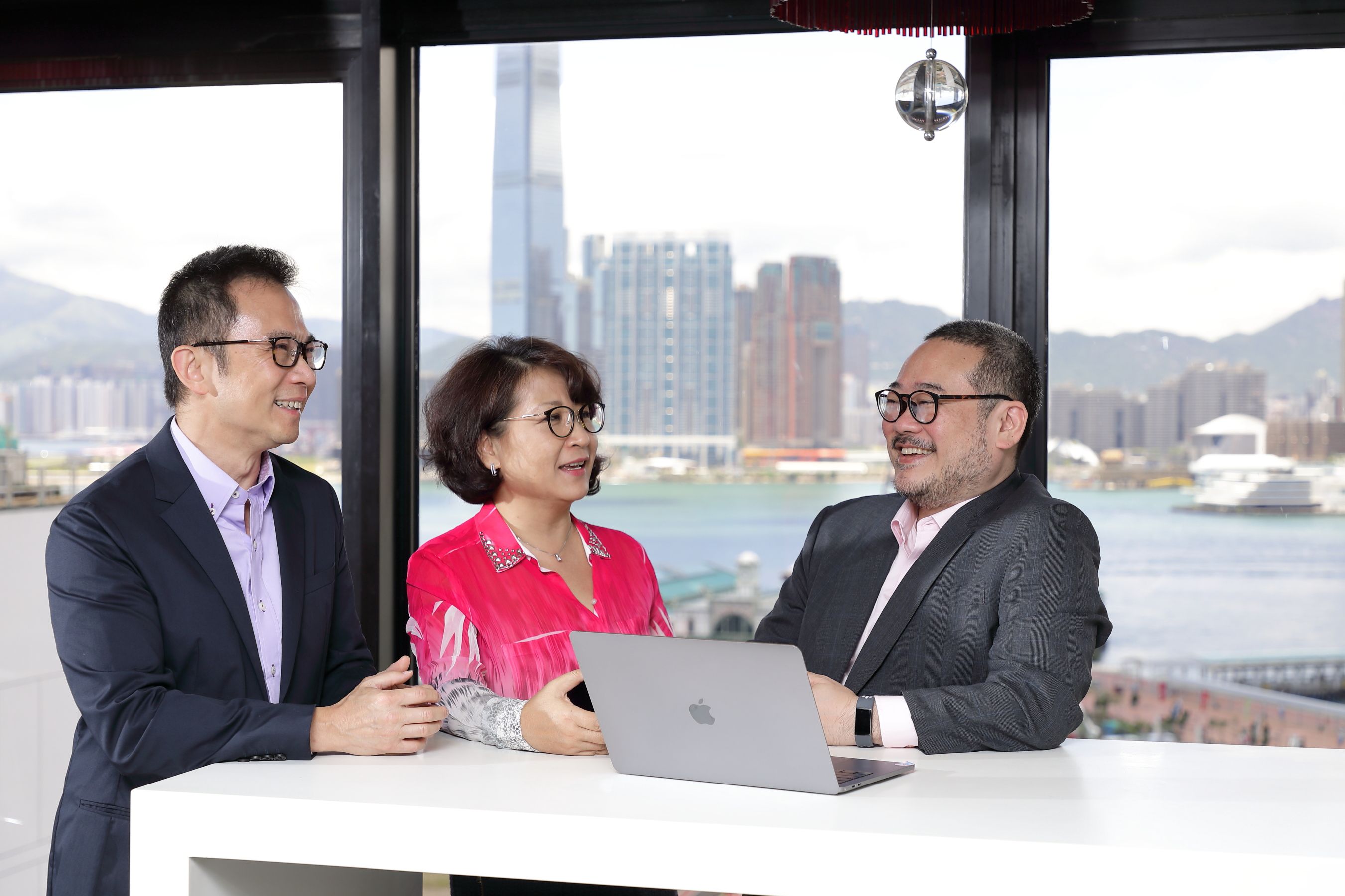 Recruiting the ideal collaborators through the KelloggHKUST alumni