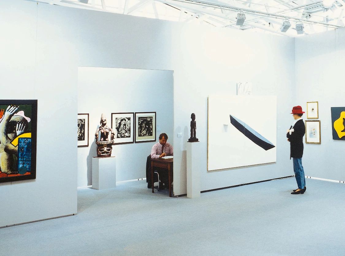 Museum Exhibit Cases & Display Supplies Gaylord Archival