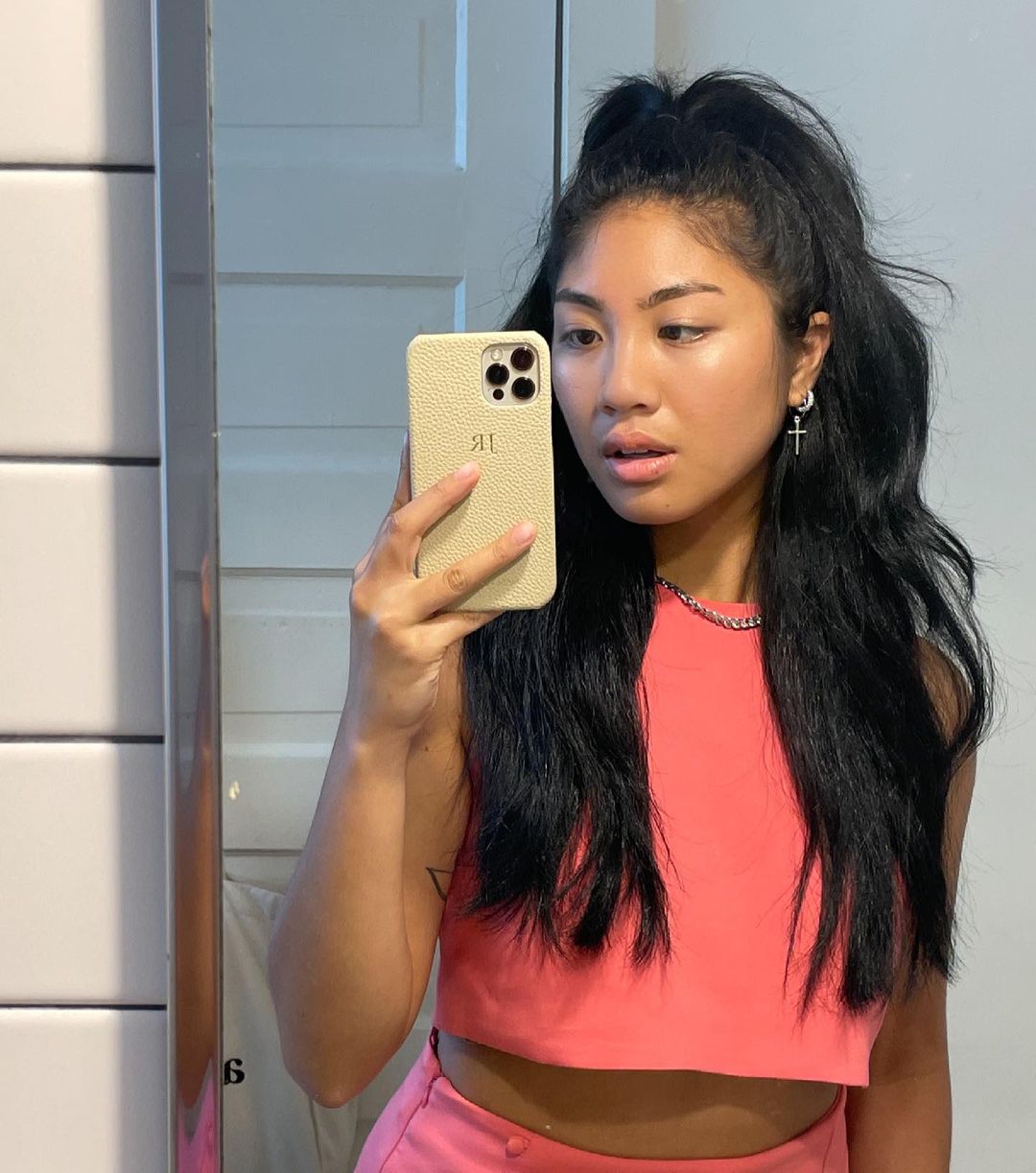 Lactic Acid for Skin Benefits and How to Use It Who What Wear UK