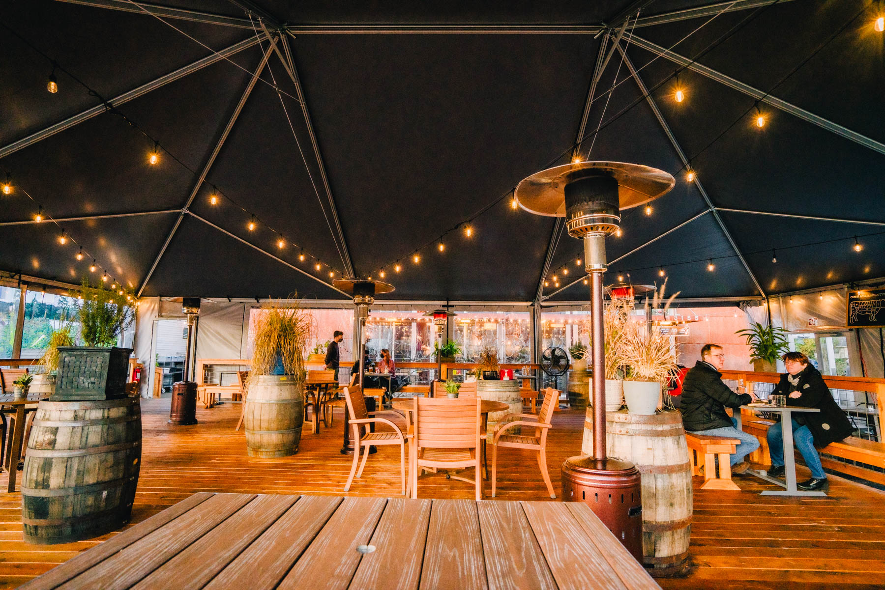 10 COZY Portland Restaurants with Great Outdoor Seating (Photos)