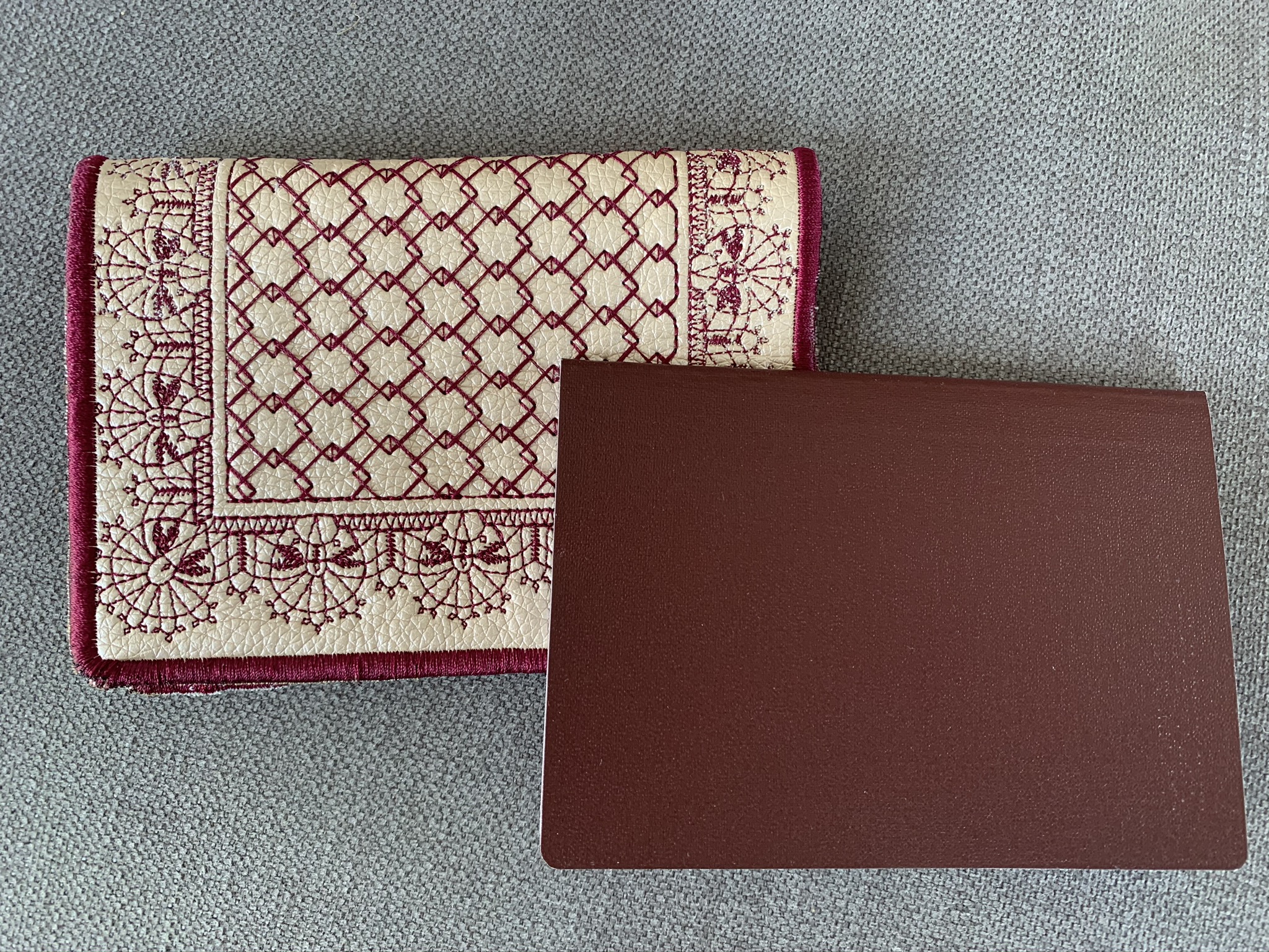 Passport cover design Free Lace & Art Designs Machine embroidery digital patterns