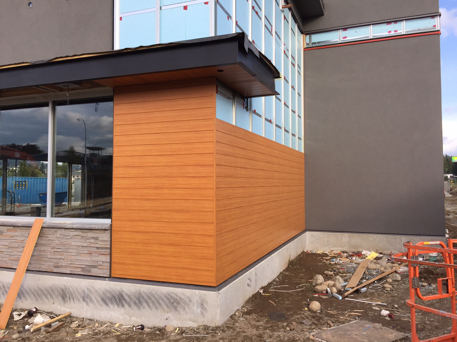 Custom Siding Elite M & D Homes