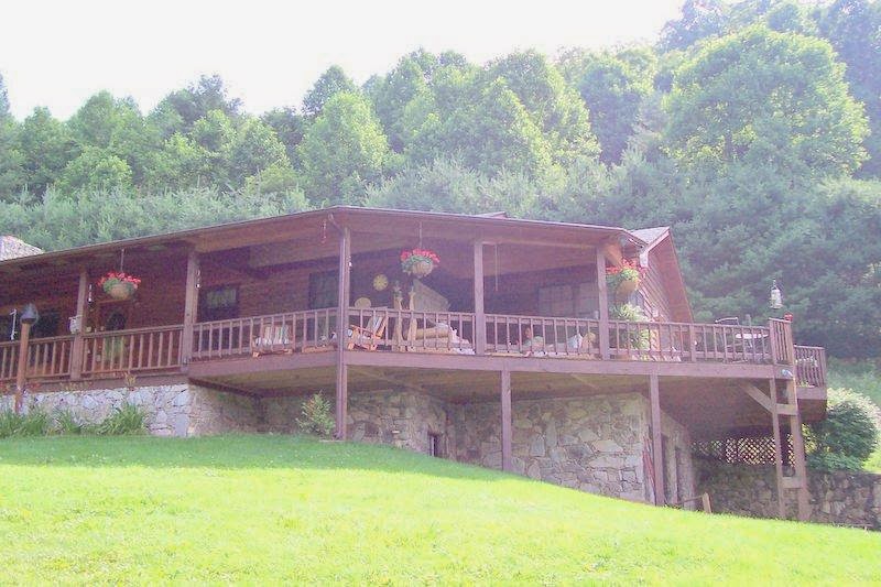 Emerald Gate Farm Vacation Home Rental Waynesville, NC