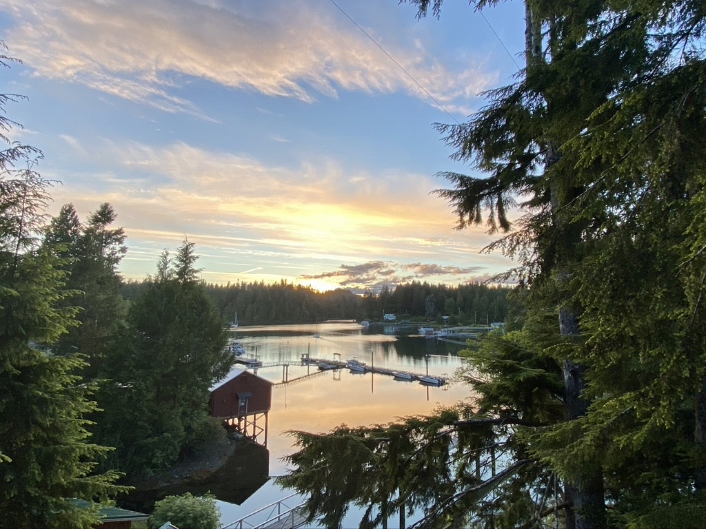 Bamfield Cottage Rentals Emerald Ocean Charters