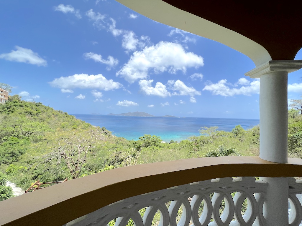 RH290 Comfortable 3 bed 2 bath apartment, Carrot Bay Emerald