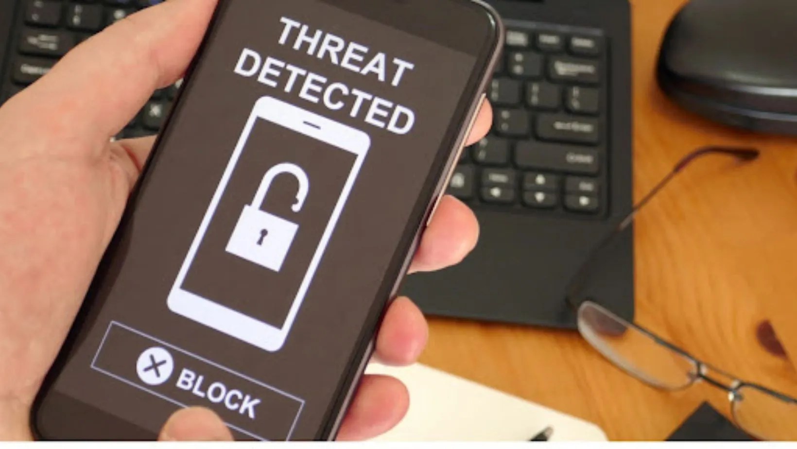 Which Scenario Might Indicate A Reportable Insider Threat Uncovering