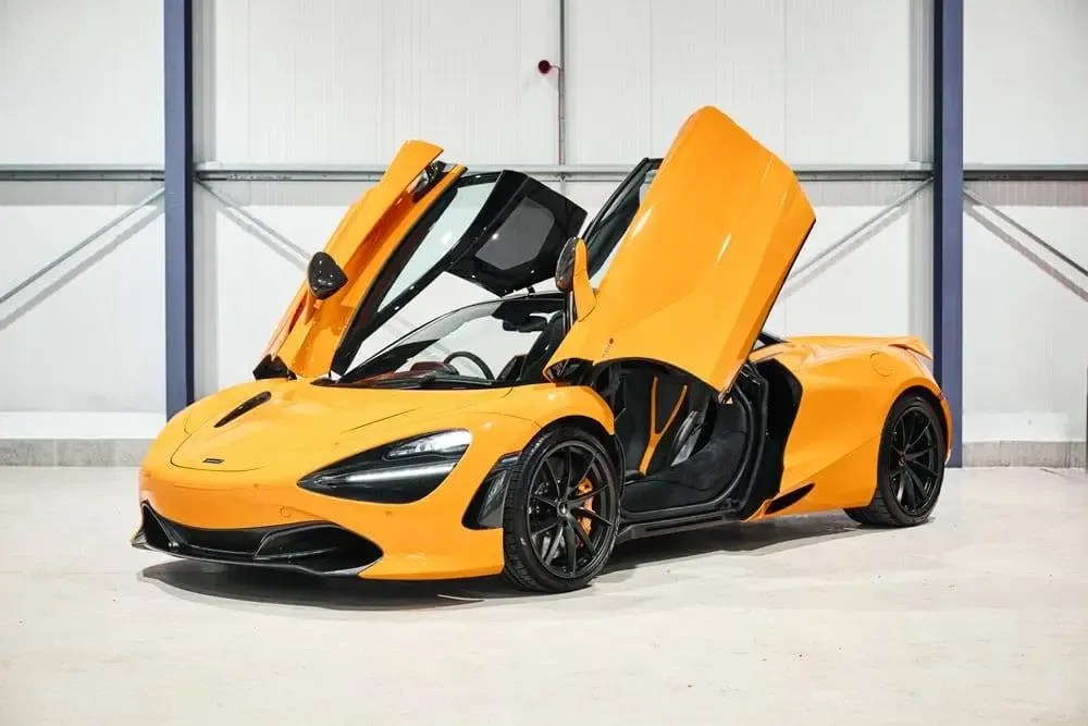 McLaren 720S Eminence Supercar Hire