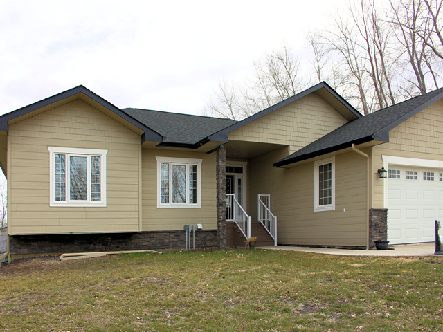 Emjay Homes Ltd. is a Manitoba based RTM Home Builder as well as a