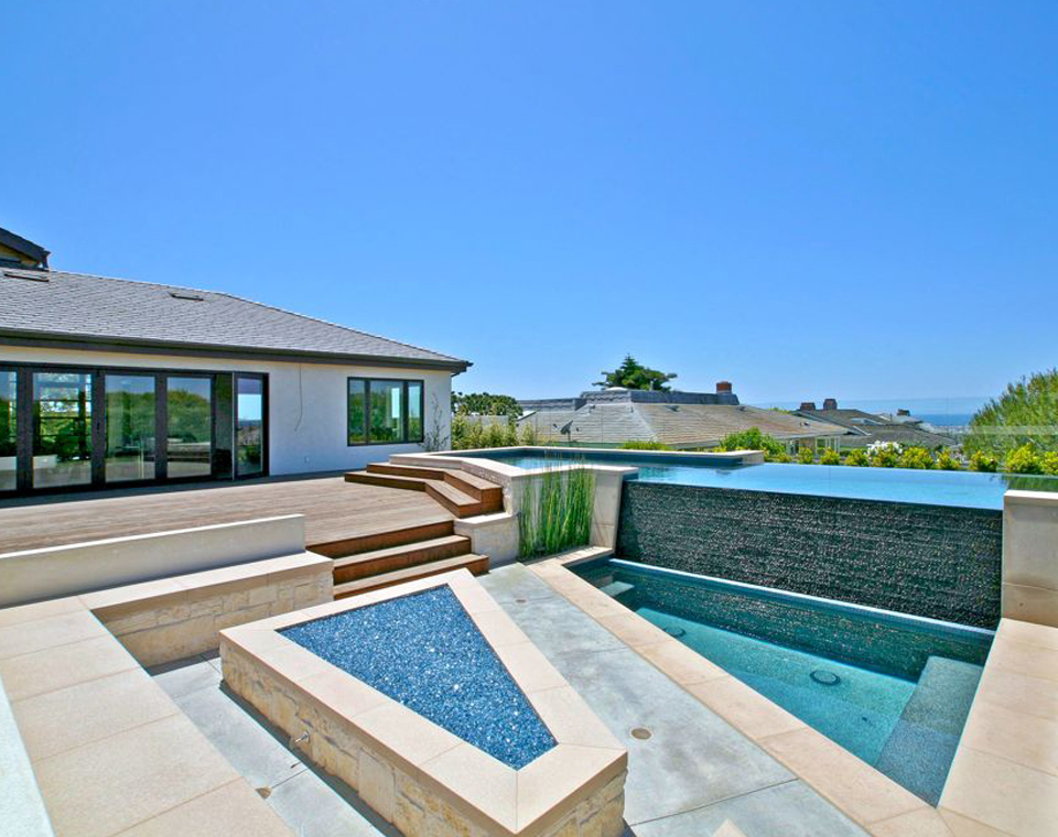 Custom swimming pool designs in Orange County pool builder