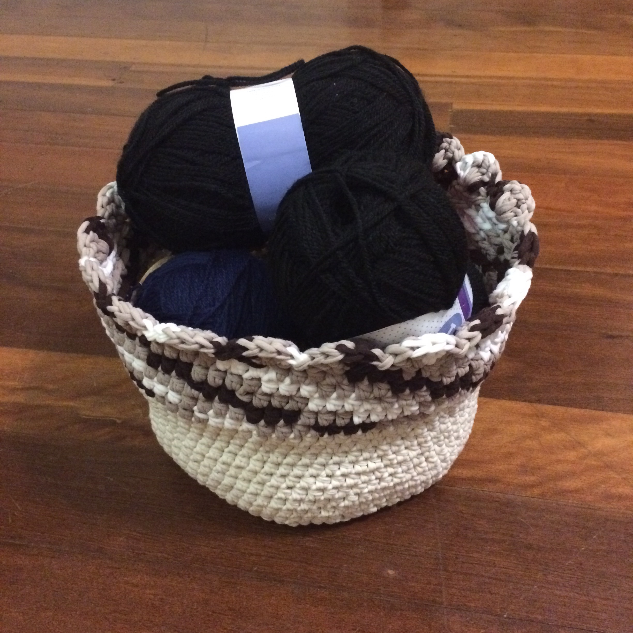 Finished T shirt yarn basket Emma's Craft Projects