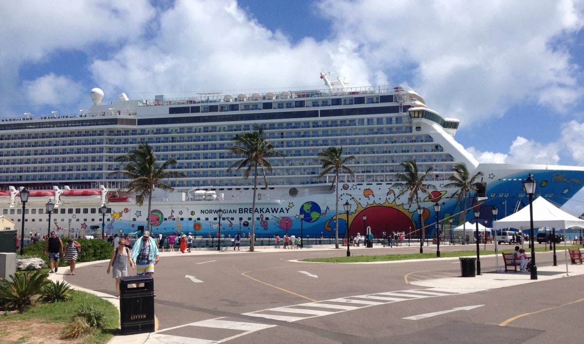Best Cruise Lines For Families (Tried & Tested, Pros