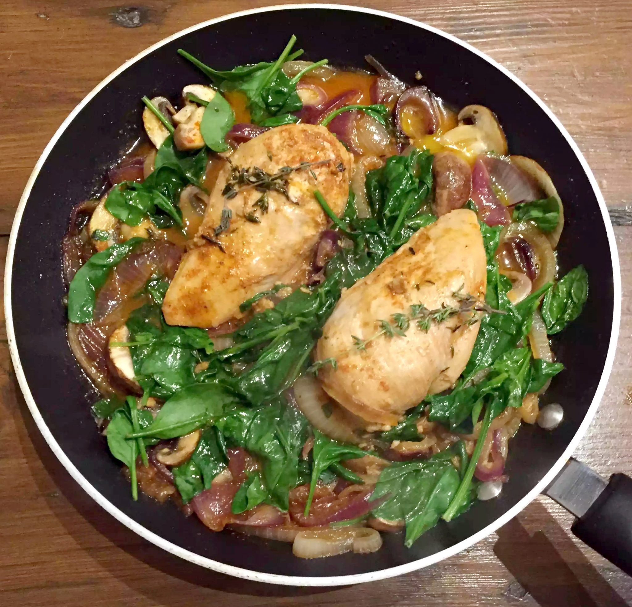 Paprika & Thyme Chicken Breasts in a Butter & White Wine Sauce Emma