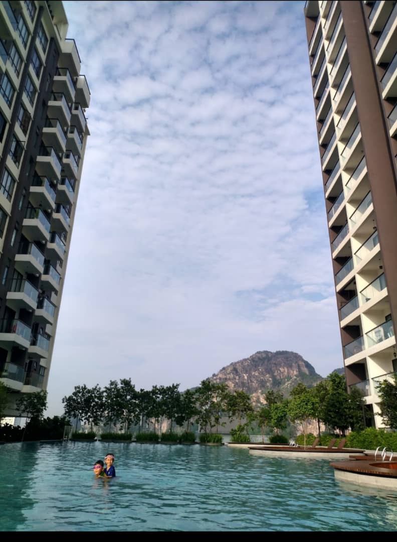 VIEW GREEN} URBAN 360 CONDOMINIUM, BATU CAVES