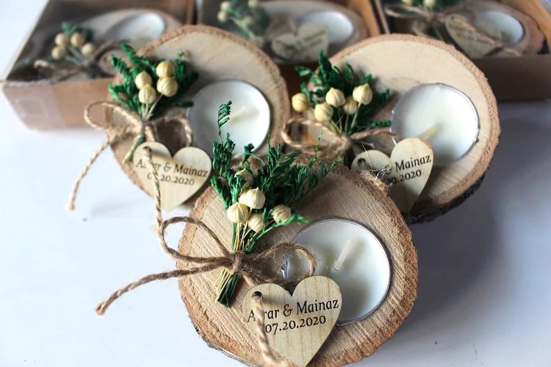 How Many Wedding Favors to Order (And Why) Emmaline Bride