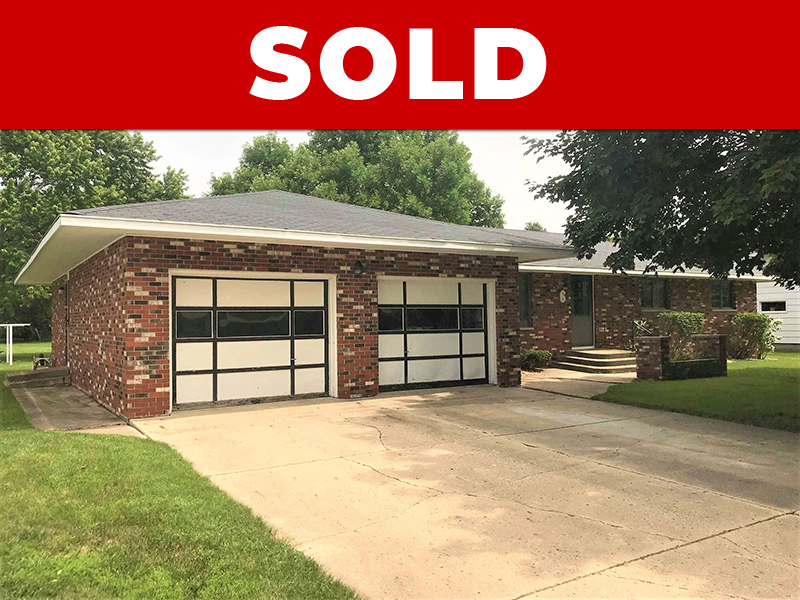 6 N State St, Emmetsburg, Iowa Johnson Realty