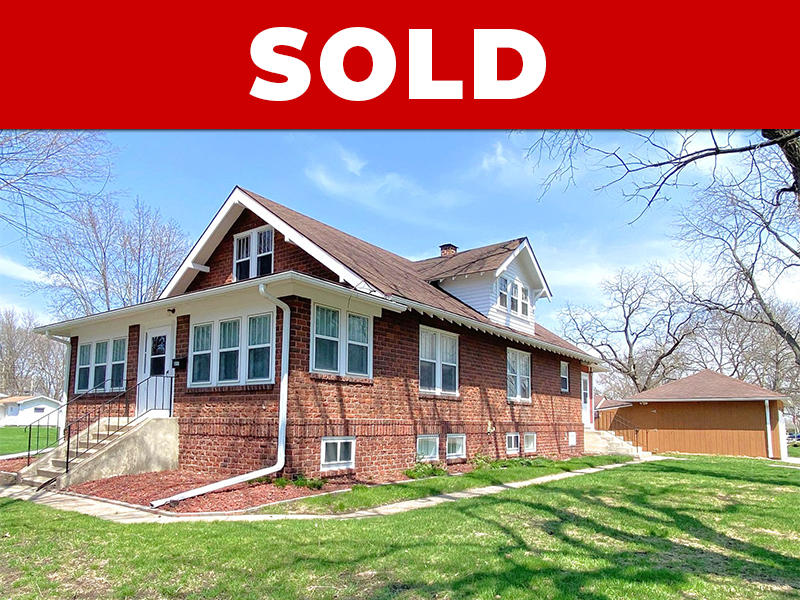 1908 Grand Ave, Emmetsburg, Iowa Johnson Realty