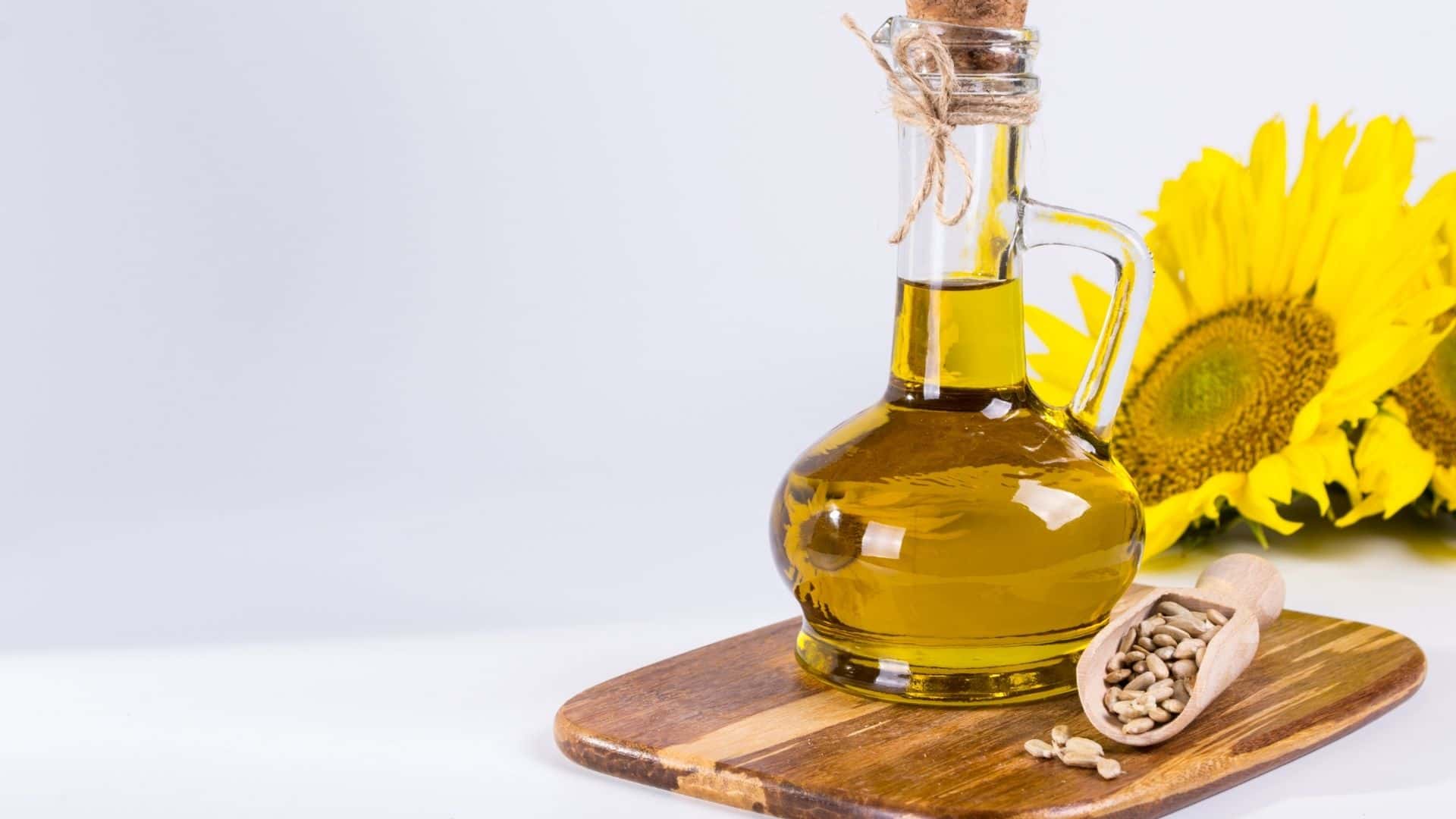 Sunflower Oil for Hair Growth Benefits + How to Use Guide