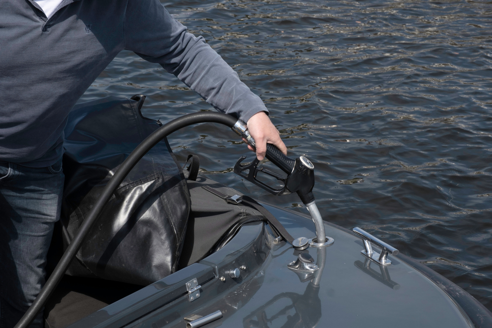 What Fuel Do Boats Use? All You Need To Know Emozzy