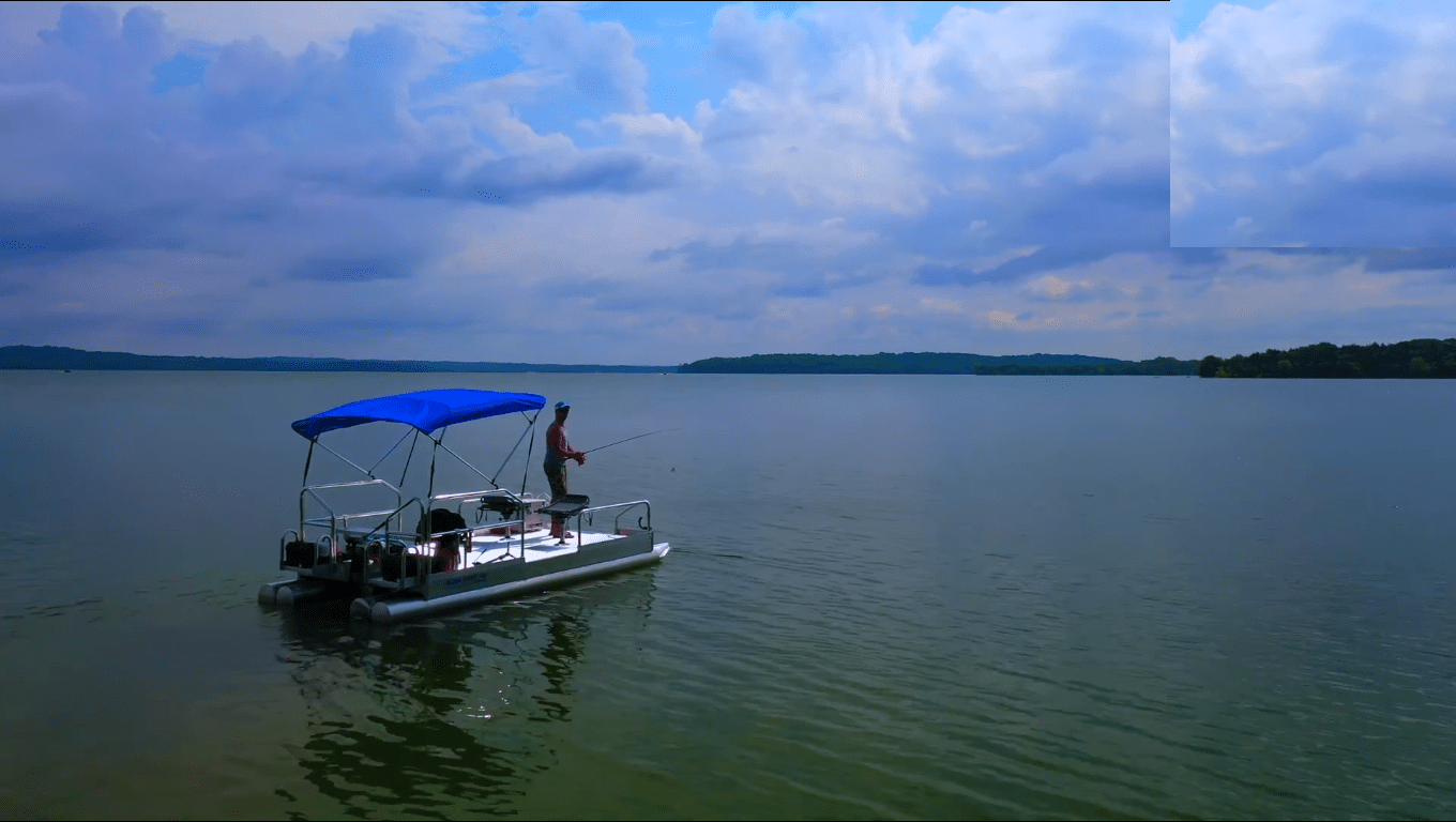 Hotwoods Pontoon Boats Reviews Features & Drawbacks